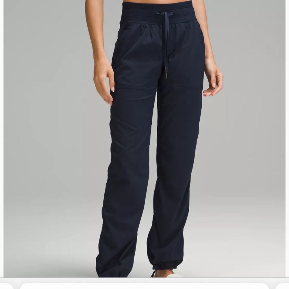 Lululemon Dance Studio Mid-Rise Pant
Regular True Navy